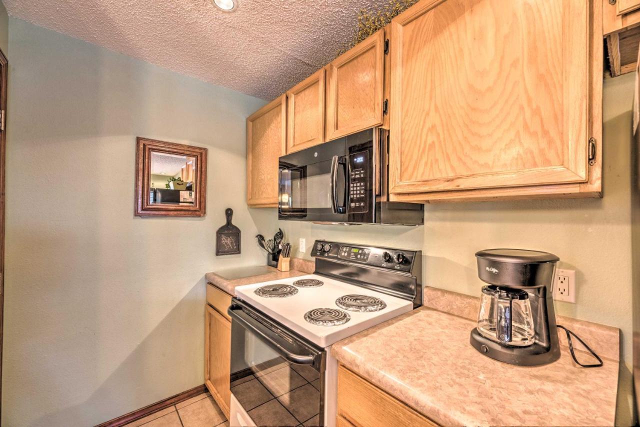 Condo With Hot Tub About 4 Miles To Ruidoso Winter Park! Exterior photo