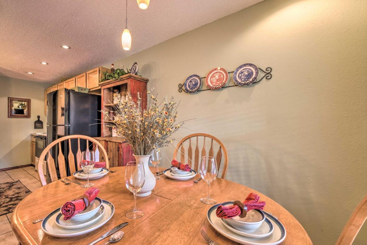 Condo With Hot Tub About 4 Miles To Ruidoso Winter Park! Exterior photo
